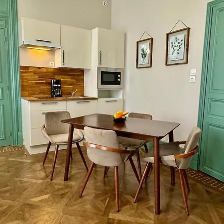 Apartmanhotel Les De L'enclos - L'enclos De L'eveche Boulogne-sur-Mer