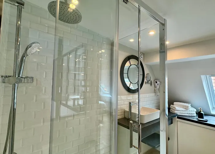 Les De L'enclos - L'enclos De L'eveche 4*