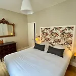 Les De L'enclos - L'enclos De L'evêché Apartahotel 4*